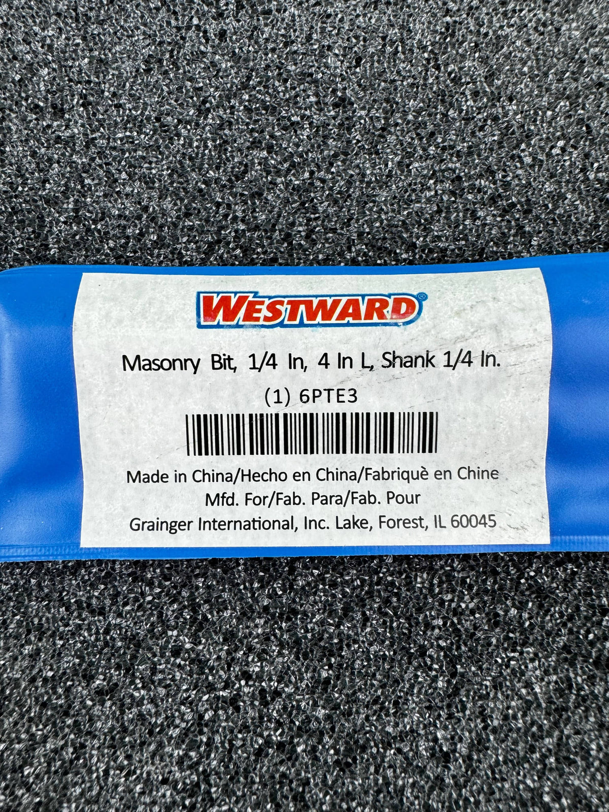 9.5mm Clips with Nail in Anchors and 3 complimentary Drill Bits (250/Box)