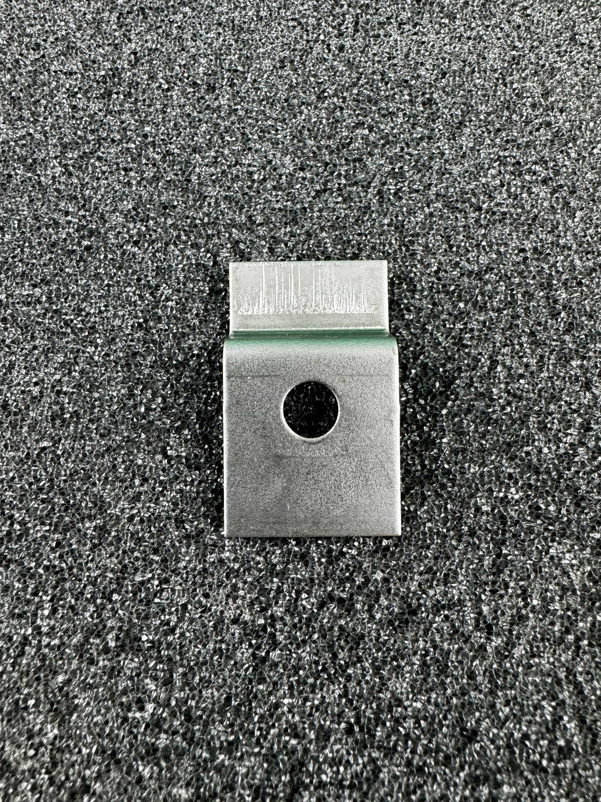 9.5mm Clips with Nail in Anchors and 3 complimentary Drill Bits (250/Box)